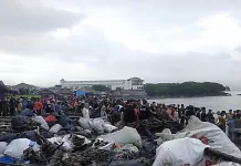 Nelayan Pantai Nelayan Sukaraja, Bandar Lampung Minta Tumpukan Sampah Tetap Ada