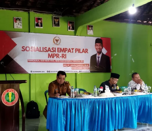 Senator Abdul Hakim Sosialisasi 4 Pilar MPR RI di Sekretariat PGRI Pringsewu
