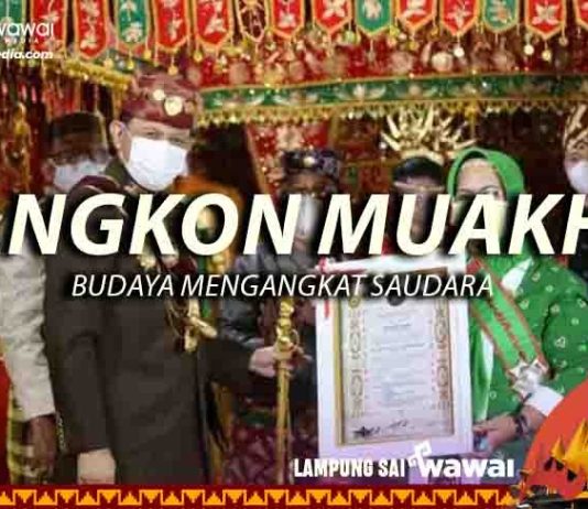 Angkon Muakhi, Budaya Mengangkat Saudara