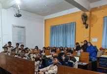 Milah Smart, Founder SKS, Pandu Siswa-Siswi SMPIT Daarul ‘Ilmi Bandar Lampung Belajar Desain Grafis