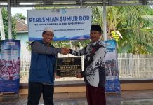 Laznas Dewan Dakwah Lampung Salurkan Bantuan Sumur Bor Untuk Masjid Al Hidayah Pesawaran