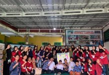 Mentoring of HIMATIKA (MOKA): HIMATIKA FMIPA Unila Ajak Mahasiswa Baru 2023 Jurusan Matematika Mengajar ke Panti Asuhan