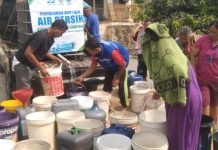 LAZDAI Peduli Distribusikan Bantuan Air Bersih di Tengah Krisis Kekeringan