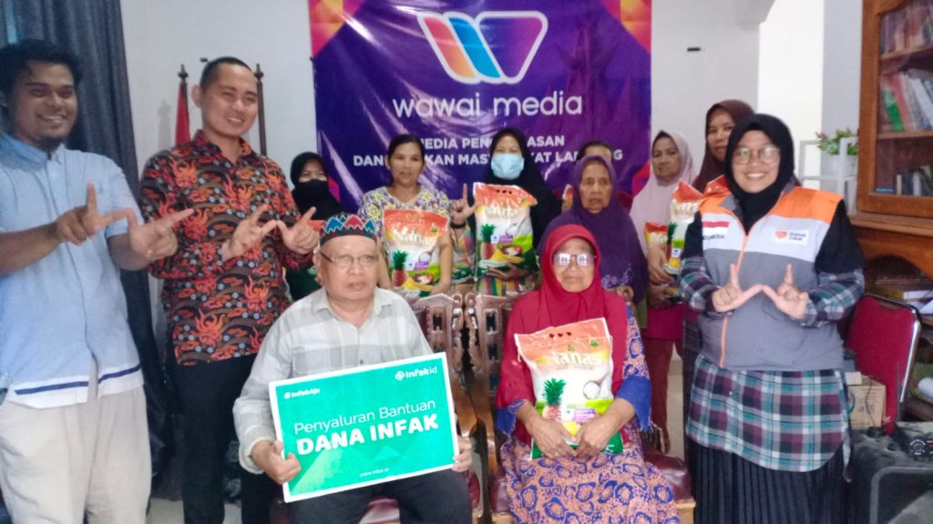 Bantuan Sembako oleh Wawaimedia.com dan Rumah Zakat