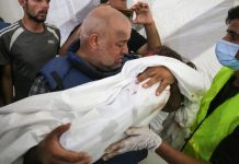 Keluarga Wael Dahdouh, kepala biro Al Jazeera di Gaza, syahid dalam serangan Israel