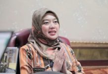 Mantan Wakil Gubernur (Wagub), Chusnunia Chalim alias Nunik diusulkan jadi Ketua Tim Pemenangan AMIN di Lampung. Mantan Wakil