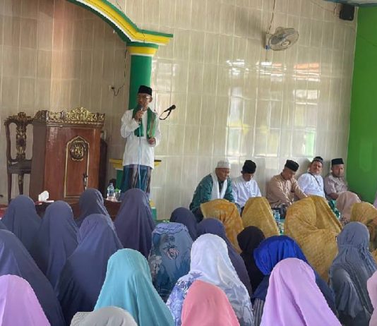 Abdul Hakim Serap Aspirasi di Majelis Taklim Masjid Al Mustaqiem Lampung Utara Abdul Hakim Serap Aspirasi