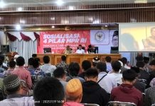 Selenggarakan Sosialisasi 4 Pilar di Lampung Barat , Almuzzammil Yusuf Ajak Manfaatkan Internet Dengan Positif