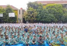 SMPN 32 Bandar Lampung Berikan Infaq Terbaik Untuk Palestina Melalui Safari Dongeng SMPN 32 Bandar