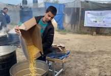 Masyarakat Lampung Melalui Lazdai Berikan Bantuan Makanan Siap Saji kepada Pengungsi di Raffah, Gaza Selatan
