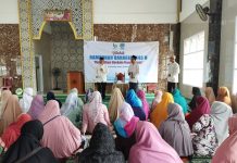 Sambut Ramadhan 1445H Penuh Cinta, Ibu-Ibu Komunitas Lampung Mengaji Dan Masyarakat Gunung Terang Ikuti Pengajian