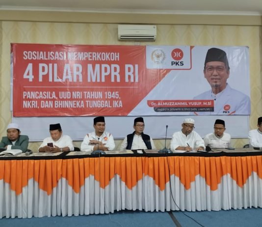 Almuzzammil, anggota DPR RI Fraksi PKS Dapil Lampung 1 memaparkan pentingnya nilai-nilai Pancasila