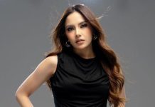 Airport Style Mahalini yang Modis Cuma Pakai Sweater Rajut Kasual