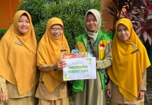 LAZNAS Yakesma Lampung Bagikan 50 Parcel untuk Guru di Hari Guru Nasional