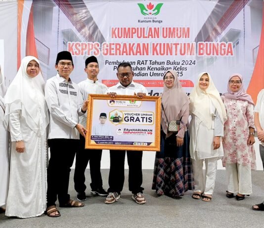 Security Pelabuhan Raih Hadiah Umroh dalam Kegiatan Koperasi Syariah Kuntum Bunga di Lampung