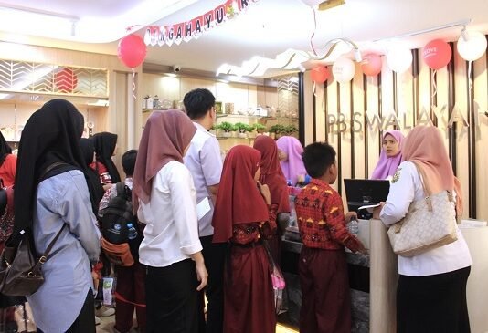 Belanja Bareng Guru Bangsa: Hadiah Manis Kemerdekaan dari LAZDAI dan PB Swalayan