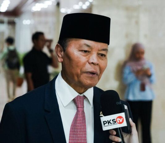 Hidayat Nur Wahid Soroti Putusan MK: Perlu Jawaban atas Dampak Demokrasi dan Anggaran Pemilu