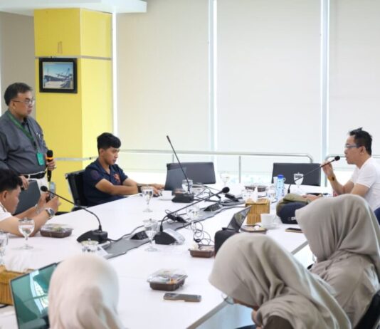 Unila Dorong Budaya Digital di Pelabuhan Bukit Prima PT. Bukit Asam