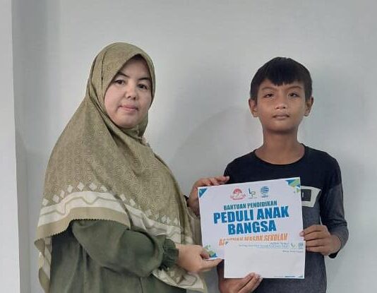 LAZDAI Peduli Bersama YPN Bandar Lampung Salurkan Bantuan Masuk Sekolah untuk 12 Anak Mustahik