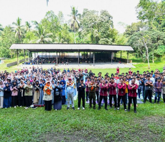 Almuzzammil Yusuf Serap Aspirasi Pemuda Garuda Keadilan Lampung dalam Kegiatan Kemah Kebangsaan