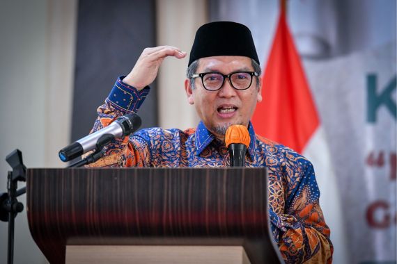 presiden-partai-keadilan-sejahtera-pks-almuzzammil-yusuf-amy-e2x5